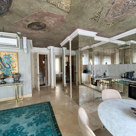 Ab Residences -Cihangir Luxury Antique Apartment Istambul Exterior foto
