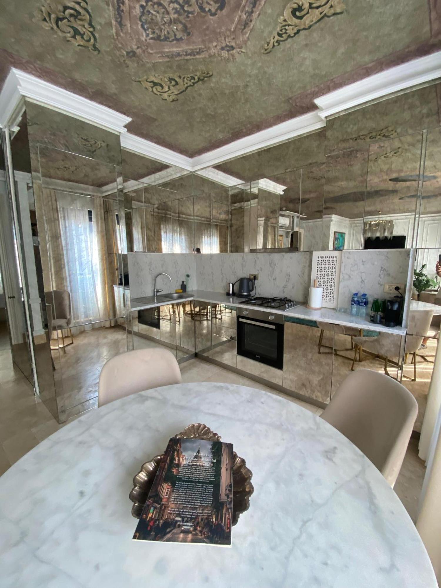 Ab Residences -Cihangir Luxury Antique Apartment Istambul Exterior foto